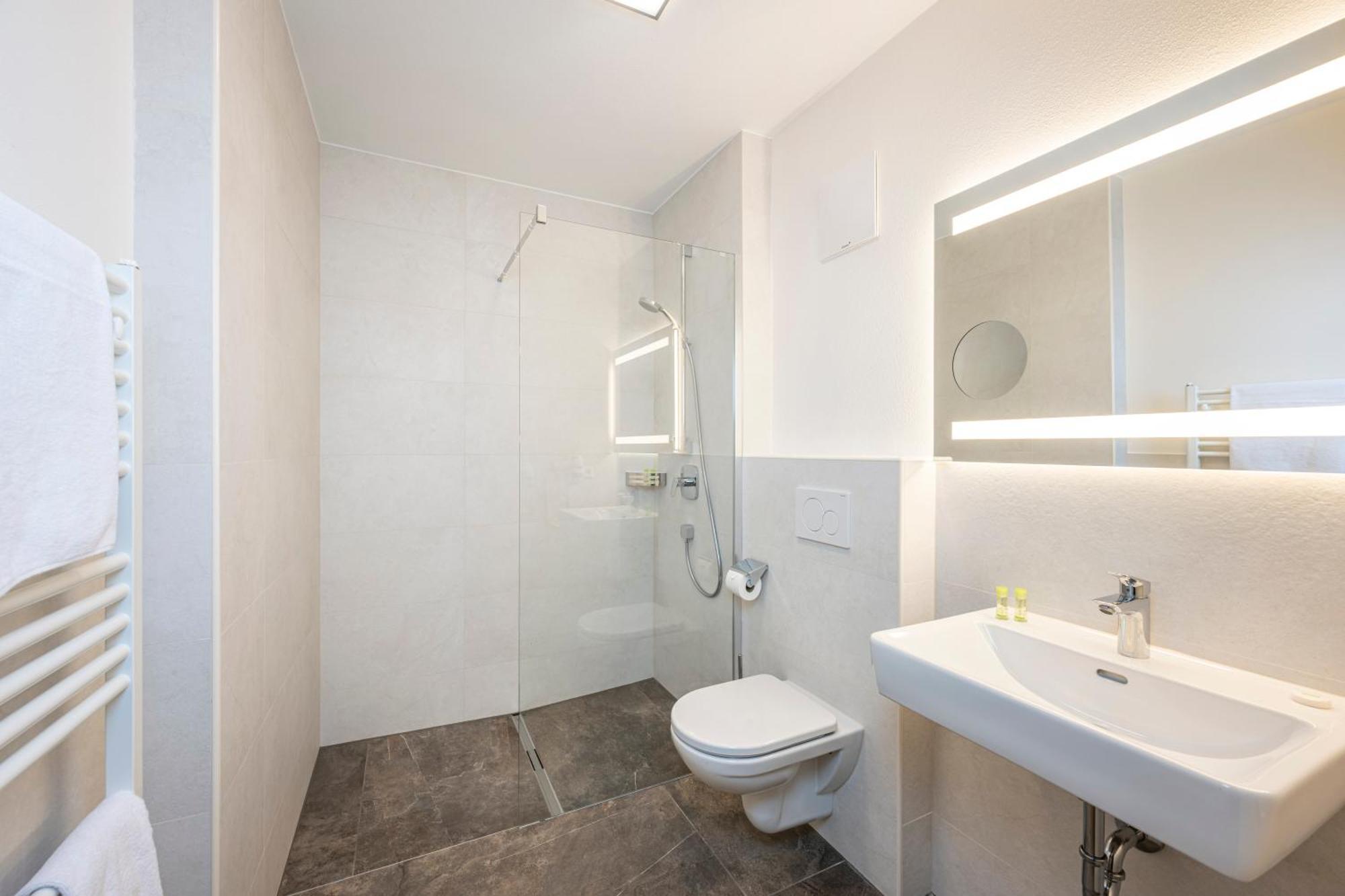 Ferienhotel Gasthof Zur Post Untertauern Luaran gambar